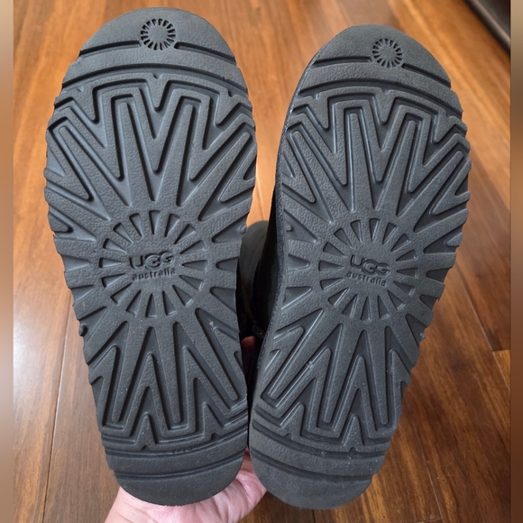 UGG BAILEY TALL II BOOTS TRIPLE BOW BLACK WITH BOX & ORIGINAL PACKAGING SIZE 6 - Picture 10 of 12